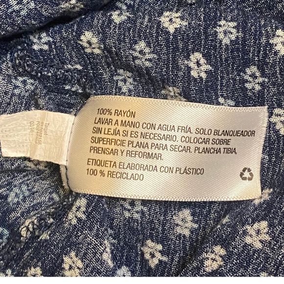 🎈 Mossimo Supply Co Navy Floral Cold Shoulder Long Sleeve Blouse Top Size XS - Picture 9 of 10